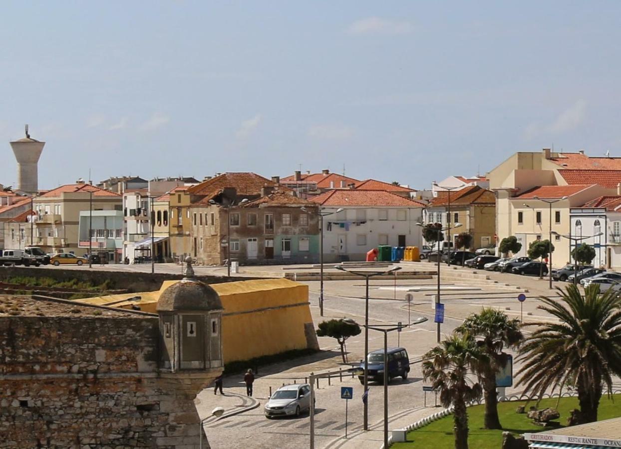 Casinha De Sao Pedro Apartment Peniche Bagian luar foto